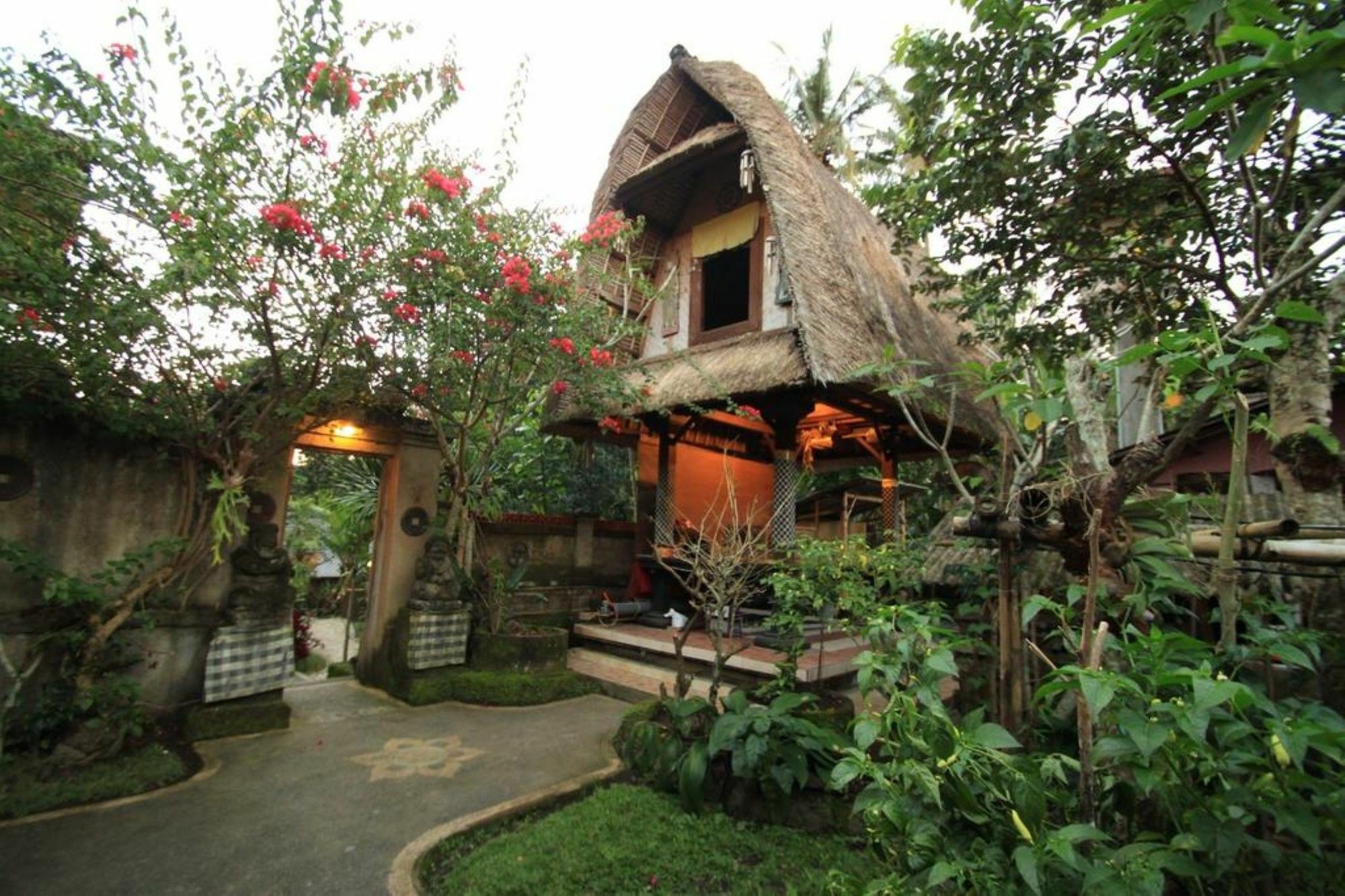 Omah D'Taman By Eps Hotel Ubud  Exterior photo